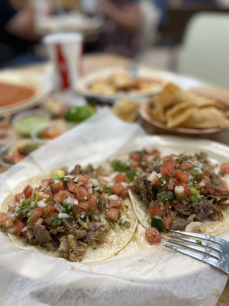Taqueria Los Pericos