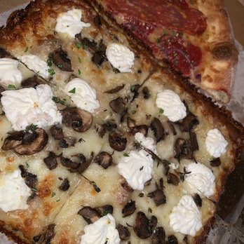 Raymond's Pizzeria - Pizza Near Me - Richmond, California