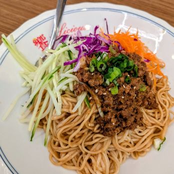 Licious Noodles & Bao - TN3 Sesame noodle $12 - Noodles Near Me - Orlando, Florida