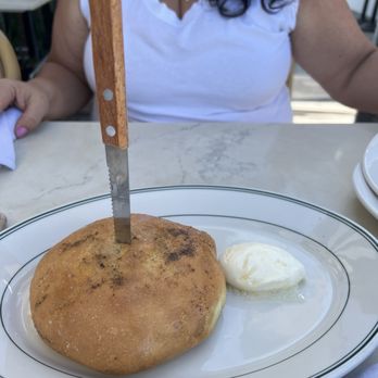 Verde Restaurant - House made bread and butter - New American Near Me - Costa Mesa, California Verde Restaurant - House made bread and butter - New American Near Me - Costa Mesa, California