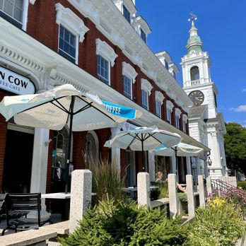 Uncommon Cow - Storefront - Coffee & Tea Near Me - Grafton, Massachusetts Uncommon Cow - Storefront - Coffee & Tea Near Me - Grafton, Massachusetts
