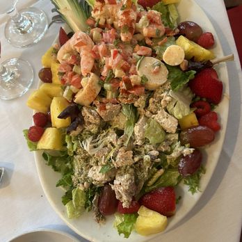 The Club Continental - Norma had a specialty salad that looked fantastic! - Bed & Breakfast Near Me - Orange Park, Florida The Club Continental - Norma had a specialty salad that looked fantastic! - Bed & Breakfast Near Me - Orange Park, Florida