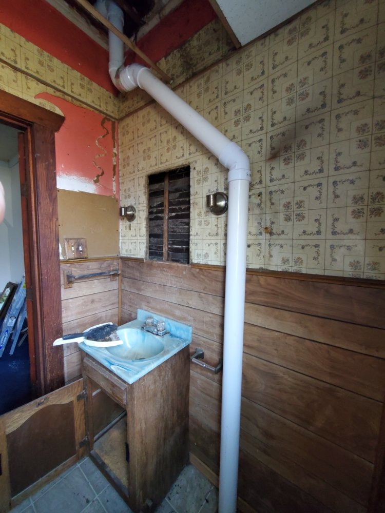 Slide of Dan's Water Heaters & Plumbing