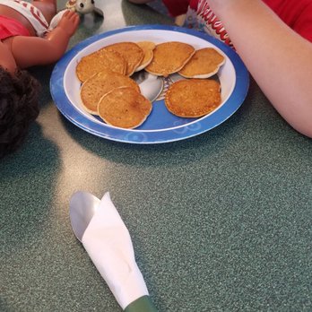 Dockside Cafè - Silver dollars - American Near Me - Tuckerton, New Jersey