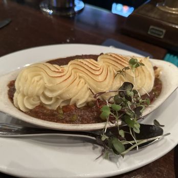 The Whip Tavern - Shepards pie - British Near Me - Coatesville, Pennsylvania