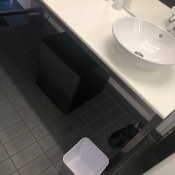Hilton Baltimore BWI Airport - Sink - Hotels Near Me - Linthicum Heights, Maryland Hilton Baltimore BWI Airport - Sink - Hotels Near Me - Linthicum Heights, Maryland