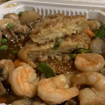Golden Phoenix - Shrimp, egg foo yong patty, texture of bread, pudding - Chinese Near Me - Suisun City, California Golden Phoenix - Shrimp, egg foo yong patty, texture of bread, pudding - Chinese Near Me - Suisun City, California