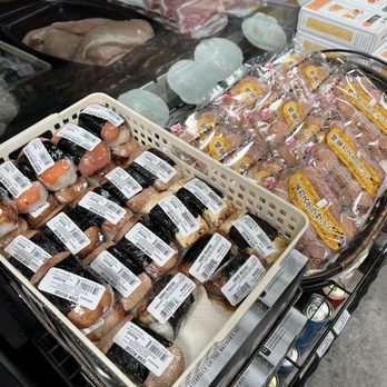 Tokyo Fish Market - Musubi - Seafood Markets Near Me - Berkeley, California
