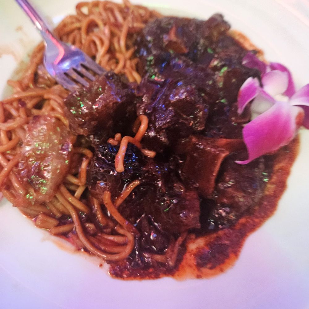 Code Red Restaurant & Lounge - Oxtail lo mein - Caribbean Near Me - Bronx, New York Code Red Restaurant & Lounge - Oxtail lo mein - Caribbean Near Me - Bronx, New York