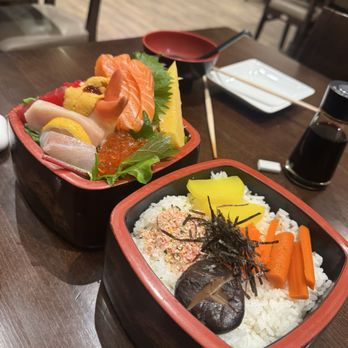 Ishi Sushi - Chirashi Lunch Combo! - Japanese Near Me - Rowland Heights, California Ishi Sushi - Chirashi Lunch Combo! - Japanese Near Me - Rowland Heights, California