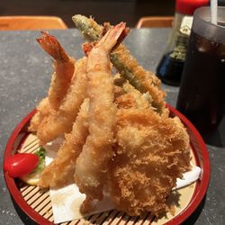 Momo Sushi - Momo Sushi on Pandosy overcooked tempura
