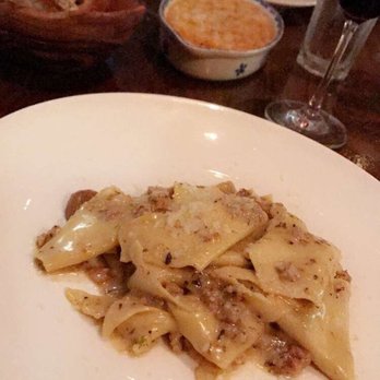 Le Virtu - Italian Near Me - Philadelphia, Pennsylvania