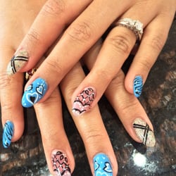 Binny Nail Salon - The incredible HAND-PAINTED nail sampler Vicky created on my first visit!
