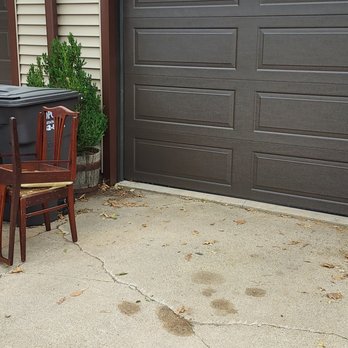 Island Moving - They left two chairs from my late Grandmother's dining set BY THE TRASH, sat there overnight, found the next day. - Movers Near Me - Grand Island, Nebraska Island Moving - They left two chairs from my late Grandmother's dining set BY THE TRASH, sat there overnight, found the next day. - Movers Near Me - Grand Island, Nebraska