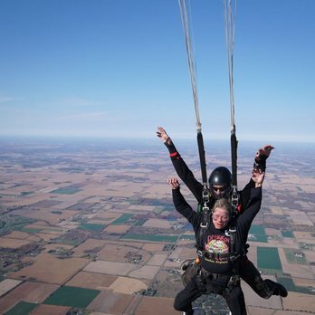 Skydive Twin Cities - Time for the chute - Skydiving Near Me - Baldwin, Wisconsin Skydive Twin Cities - Time for the chute - Skydiving Near Me - Baldwin, Wisconsin