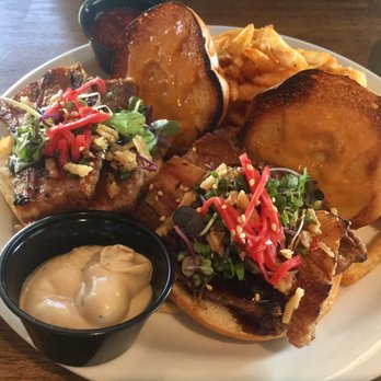 The Craft House - Gastropubs Near Me - Clovis, California