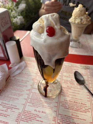 Wilson's Restaurant & Ice Cream Parlor by null