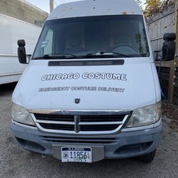 Chicago Costume - Emergency costume delivery gave me a chuckle.