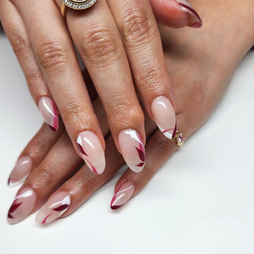 IG: setsbylene There is an obvious difference in working with a professional nail tech that creates nail Art and a relaxing experience. IG: setsbylene There is an obvious difference in working with a professional nail tech that creates nail Art and a relaxing experience.