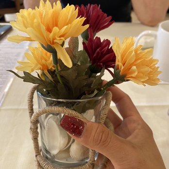 About Time Cafe - It's the little decor for me :) - Breakfast & Brunch Near Me - Sunrise, Florida