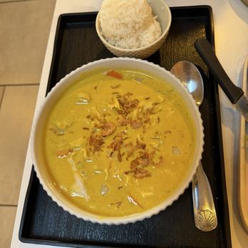 Wawa Thai Food - Yellow Curry - Thai Near Me - Oakland, California Wawa Thai Food - Yellow Curry - Thai Near Me - Oakland, California