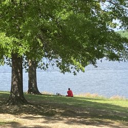 Oak Hollow Park - Oak Hollow Lake from the northern outlook.