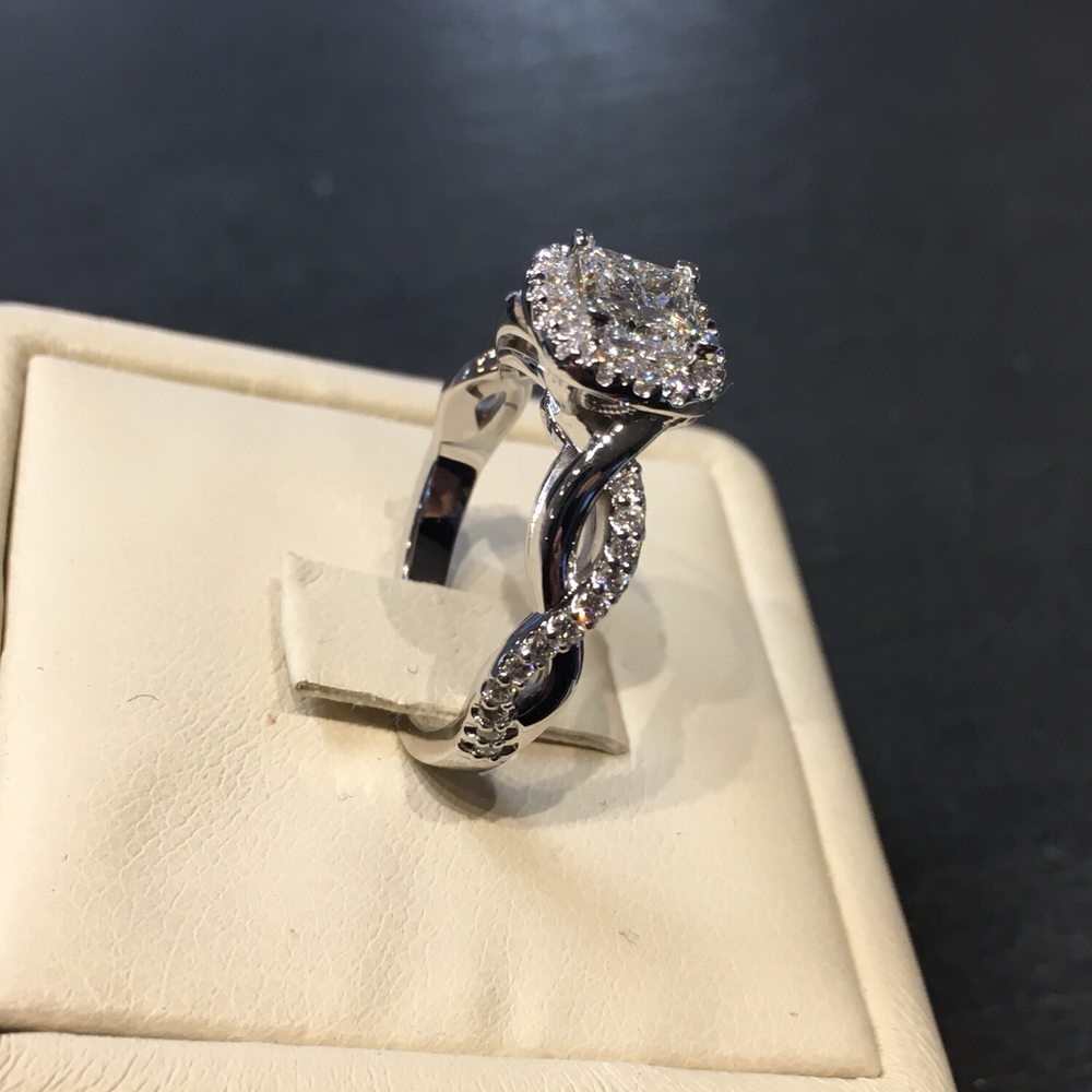 Creative Design Jewelers - Jewelry Near Me - Orland Park, Illinois