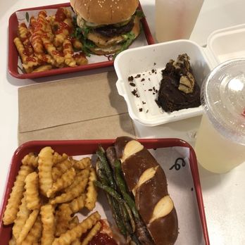 Daily Veg - Big MCK Burger, pretzel sausage, cookie dough brownie - Vegan Near Me - Wilmington, Delaware Daily Veg - Big MCK Burger, pretzel sausage, cookie dough brownie - Vegan Near Me - Wilmington, Delaware