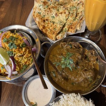 Zaiqa - Chicken Biryani, goat curry, Garlic Cheese Naan, Mango Green Salad - Indian Near Me - Portland, Oregon Zaiqa - Chicken Biryani, goat curry, Garlic Cheese Naan, Mango Green Salad - Indian Near Me - Portland, Oregon