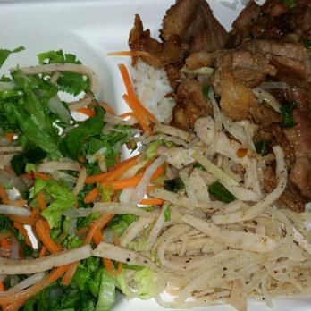 Vietnoms - Rice Bowl with Lemongrass Pork - Vietnamese Near Me - San Jose, California Vietnoms - Rice Bowl with Lemongrass Pork - Vietnamese Near Me - San Jose, California