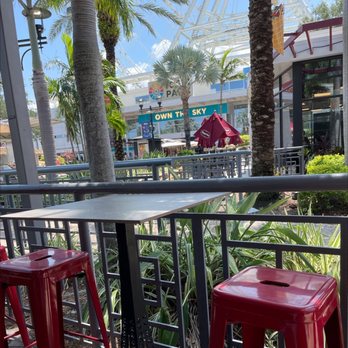 iCafe de Paris - See the empty seats? There's a reason why. $13 for a smoothie. Total tourist trap. Don't recommend. - Creperies Near Me - Orlando, Florida iCafe de Paris - See the empty seats? There's a reason why. $13 for a smoothie. Total tourist trap. Don't recommend. - Creperies Near Me - Orlando, Florida