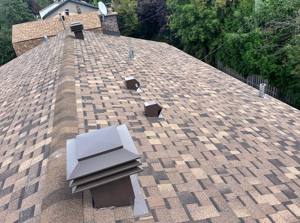 Slide of Robla Roofing