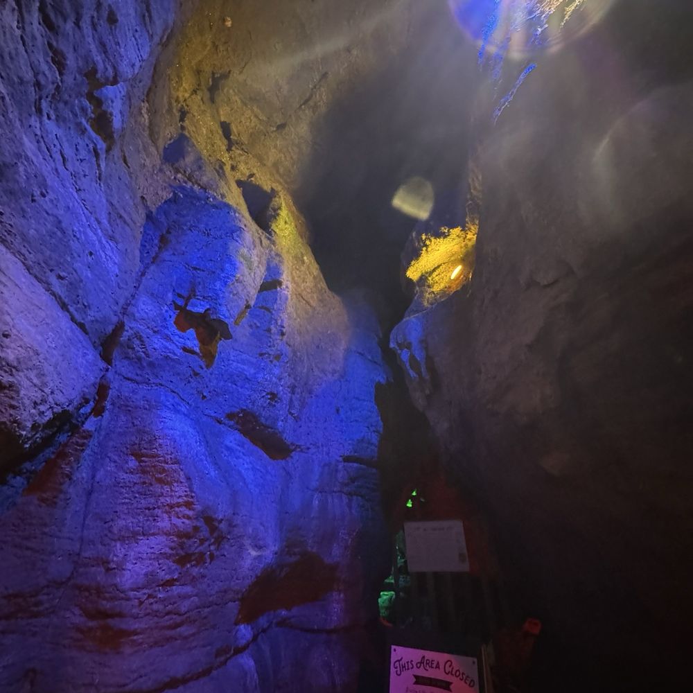 Olentangy Indian Caverns - Tours Near Me - Delaware, Ohio