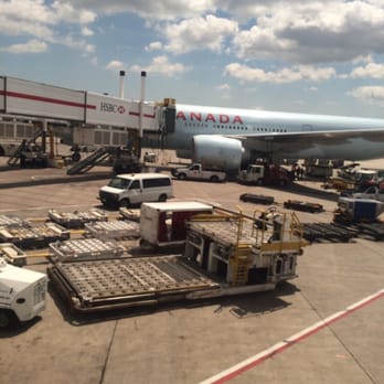 Air Canada - Air canada plane - Airlines Near Me - Mississauga, Ontario Air Canada - Air canada plane - Airlines Near Me - Mississauga, Ontario