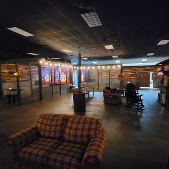 Howlers Hatchet House - Axe Throwing Near Me - Springfield, New Jersey Howlers Hatchet House - Axe Throwing Near Me - Springfield, New Jersey