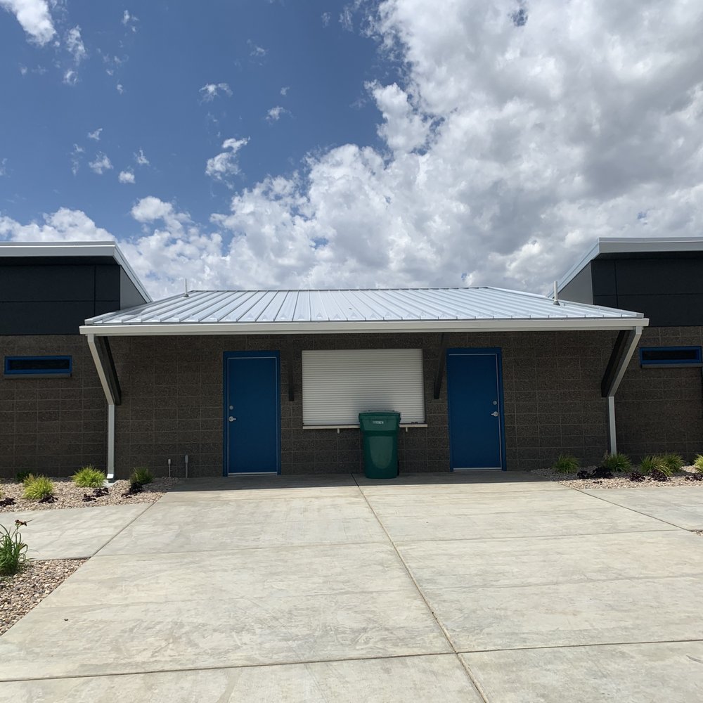 Harvey Park - Restroom and concession stand - Playgrounds Near Me - Pleasant Grove, Utah