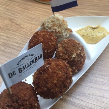 De Ballenbar - Tasting platter €6.50 - Food Stands Near Me - Amsterdam, New Hampshire