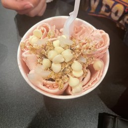 Strawberry cheesecake rolled ice cream