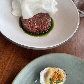 Manhatta - Beef tartare and grilled oysters - New American Near Me - New York, New York