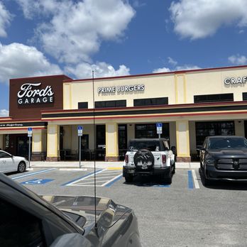 Ford's Garage Oviedo - Burgers Near Me - Oviedo, Florida