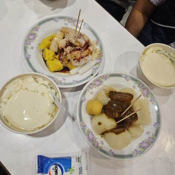 公和荳品廠 - Specialty Food Near Me - Hong Kong, HK