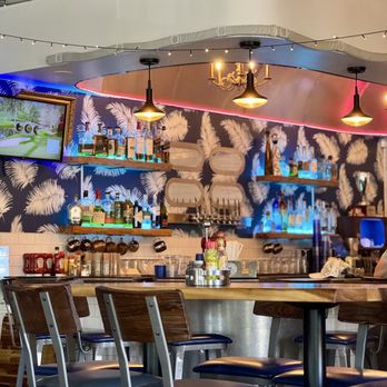 Treylor Park - Saint Augustine - Cool bar decor - Cocktail Bars Near Me - St. Augustine, Florida