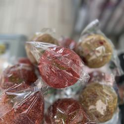 La Michoacana Premium - Candy apples with a chile Mexicana twist
