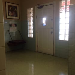 English Plaza Animal Hospital - Front door view.