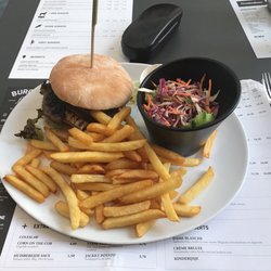 Burger Folie - Lamb burger. Smells delicious!