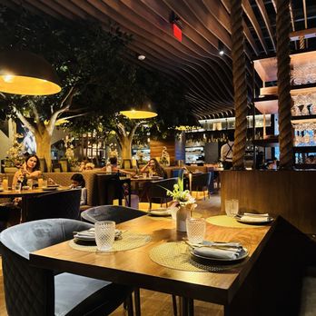 Toca Madera - Beautiful decor and music - Steakhouses Near Me - Houston, Texas Toca Madera - Beautiful decor and music - Steakhouses Near Me - Houston, Texas