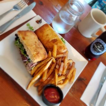 Love Lane Kitchen - Breakfast & Brunch Near Me - Mattituck, New York Love Lane Kitchen - Breakfast & Brunch Near Me - Mattituck, New York