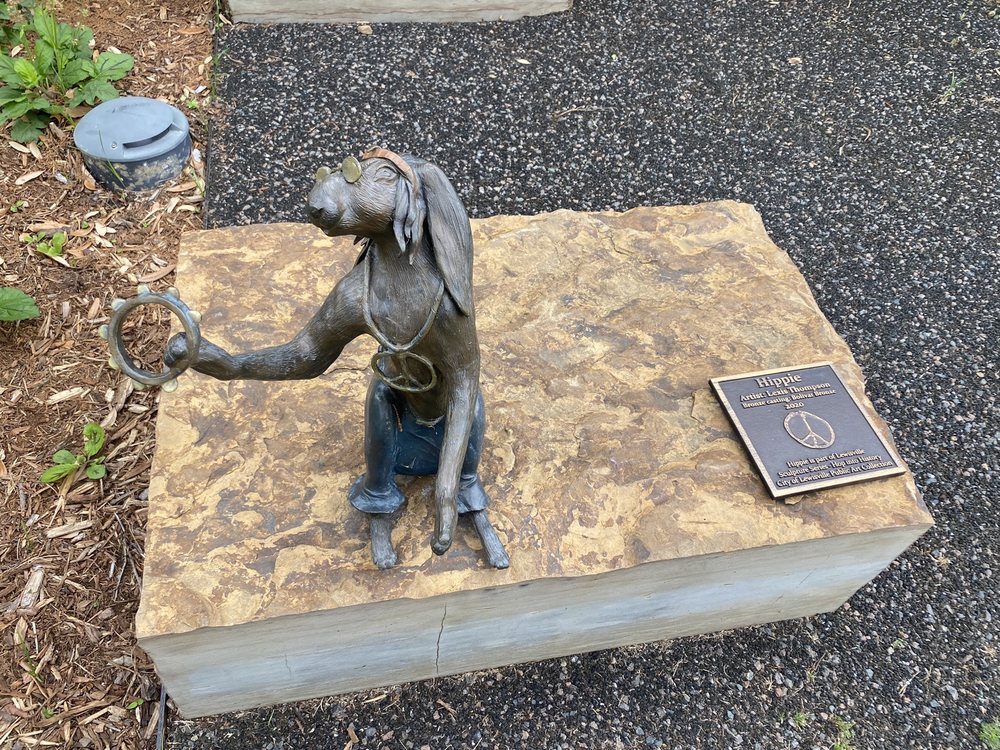 Wayne Ferguson Plaza Logo