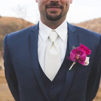 Kiku Floral - Florists Near Me - Reedley, California