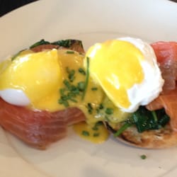 Lake Restaurant Cafe - Salmon stack (read Salmon Benedict)
